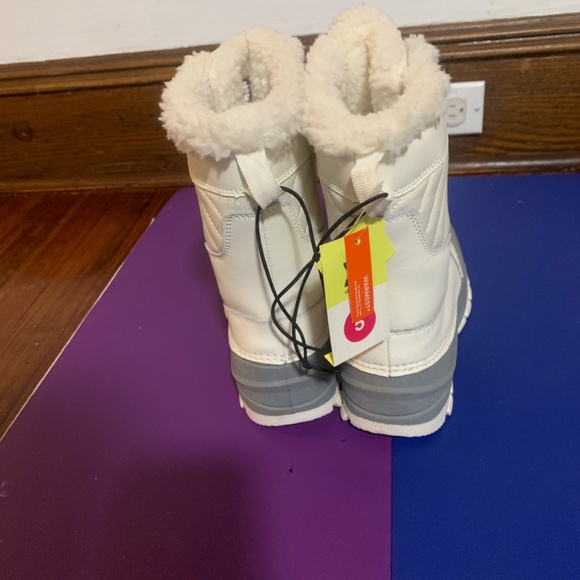 Winter boots - Picture 3 of 5